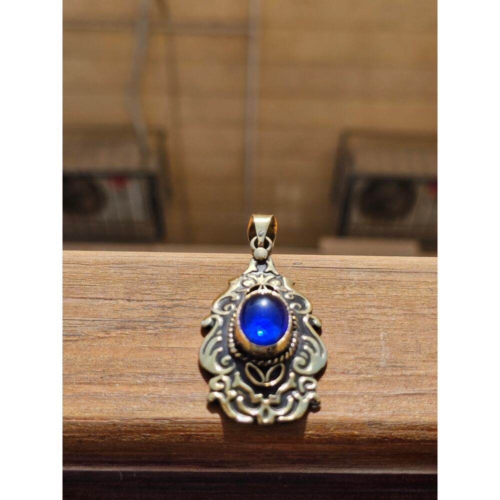 Handmade Victorian Style Pendant with Blue Cat Eye Stone